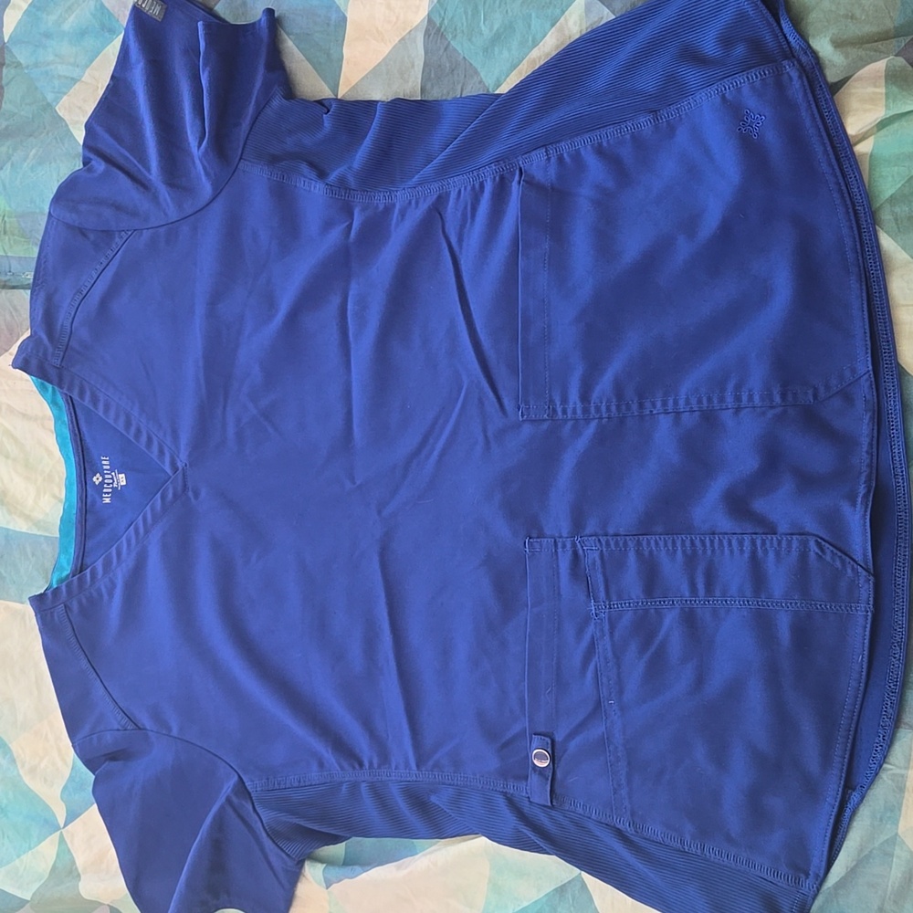 Medcouture Touch Blue Scrub Set